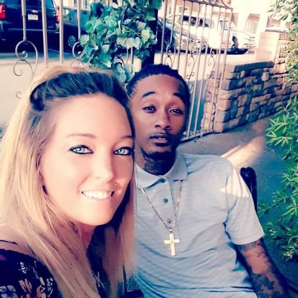 Meet your Posher, Courtney - Picture 1 of 1